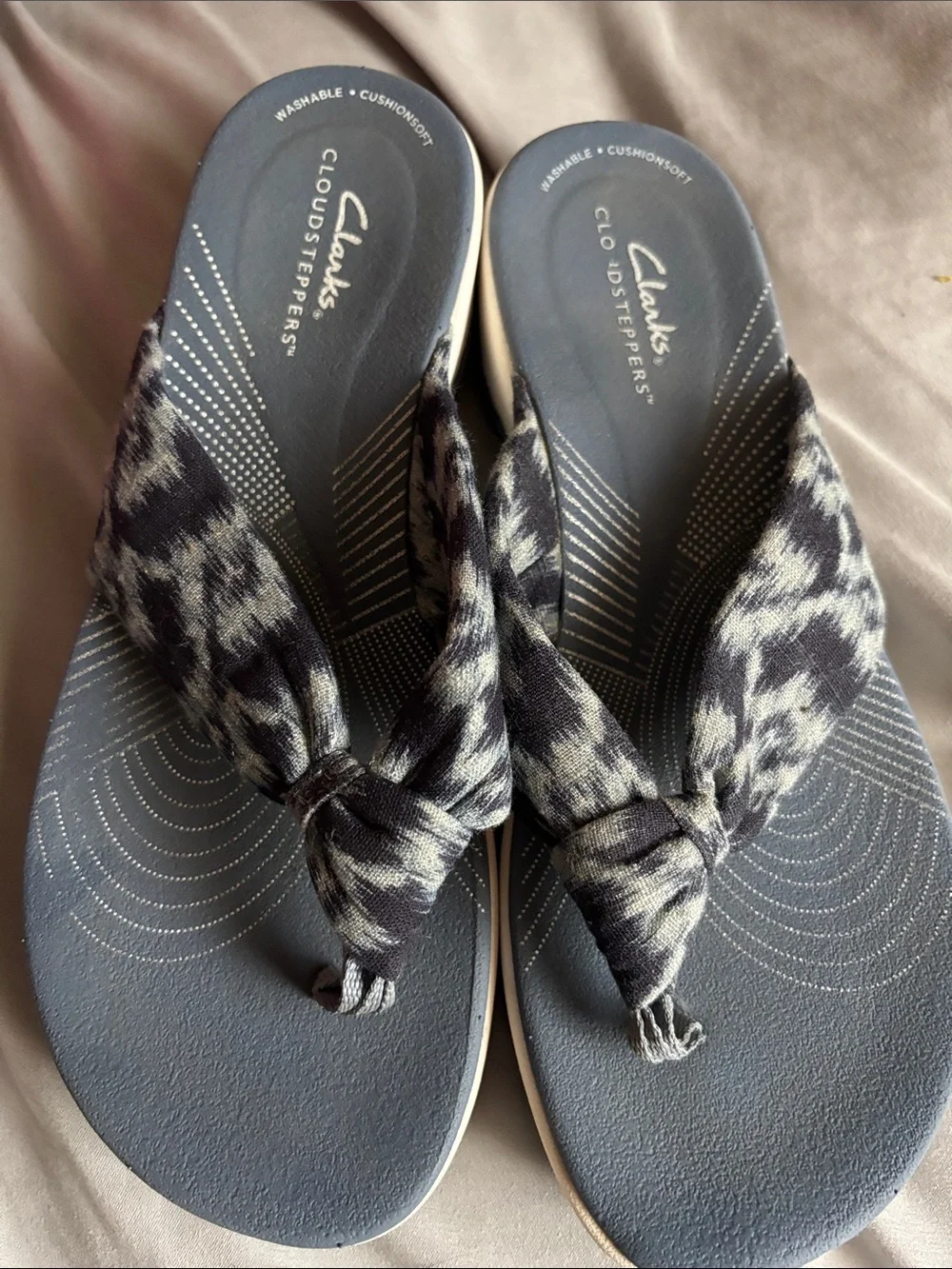 Clark’s cloud steppers